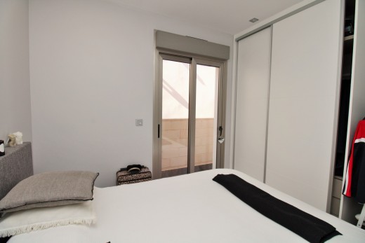 Resale - Villa - Villamartin