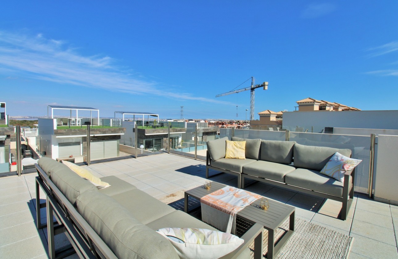 Resale - Villa - Villamartin