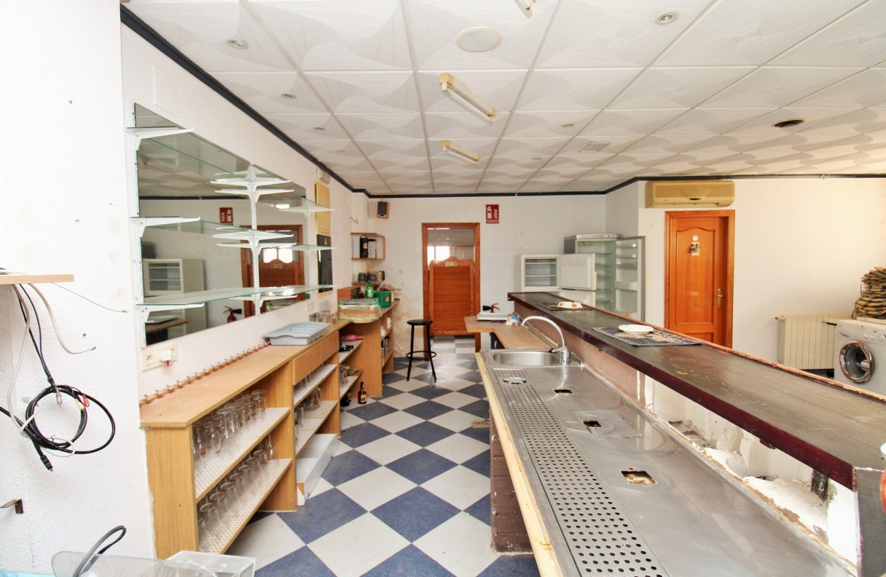 Reventa - commercial - Villamartin