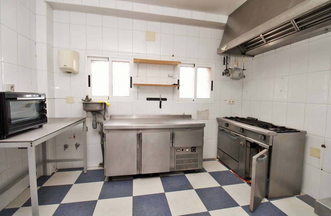 Reventa - commercial - Villamartin