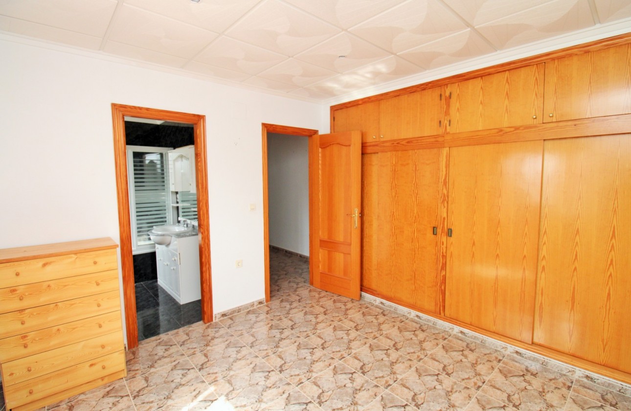 Reventa - commercial - Villamartin