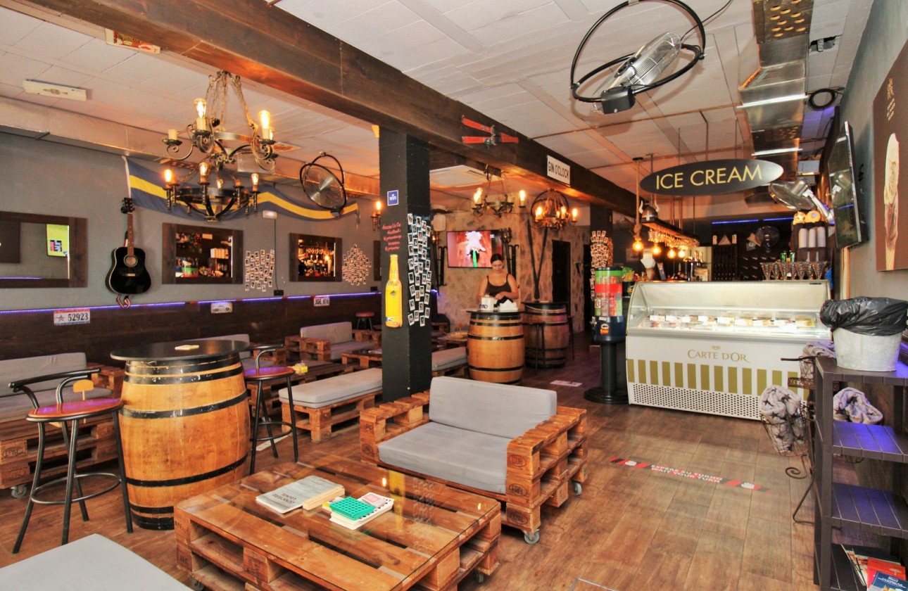 Reventa - commercial - Villamartin