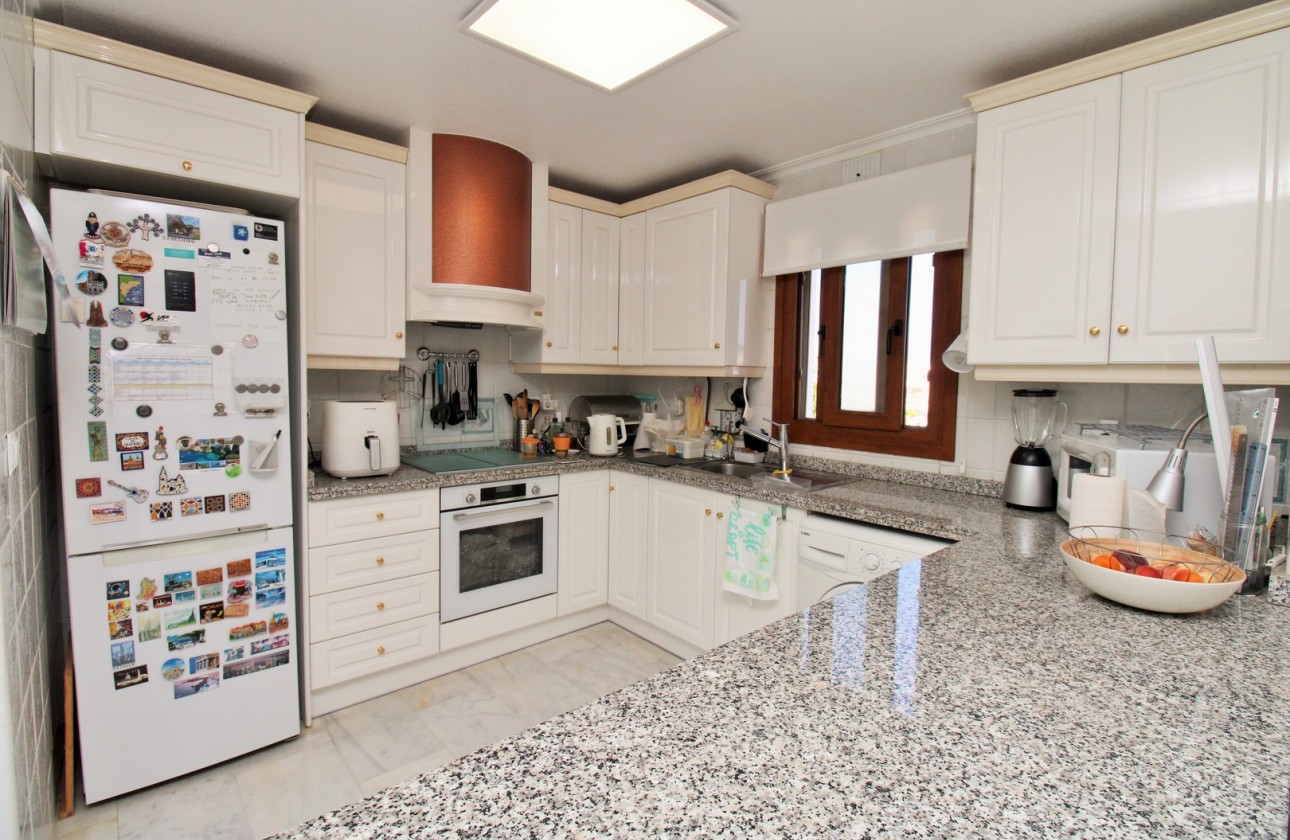 Återförsäljning -  - Villamartin - PAU 8