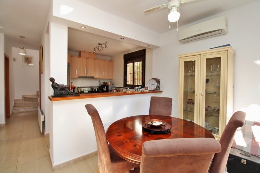 Resale - Villa - Villamartin - PAU 8