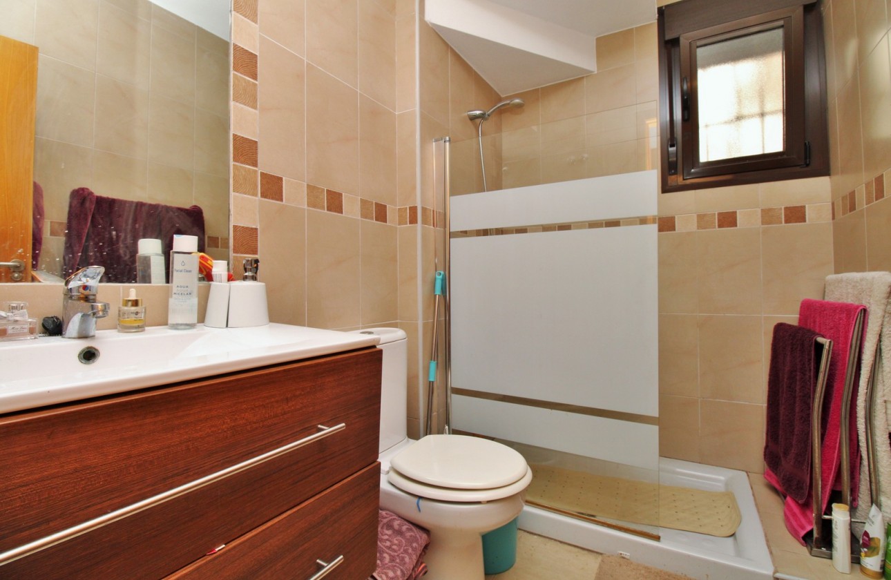 Resale - Villa - Villamartin - PAU 8