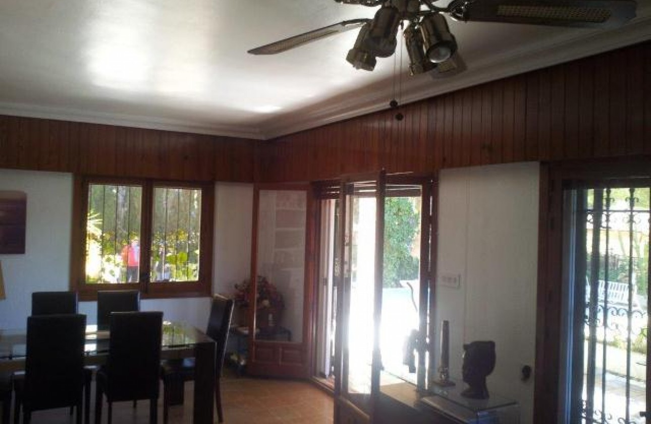 Resale - Villa - Campoamor