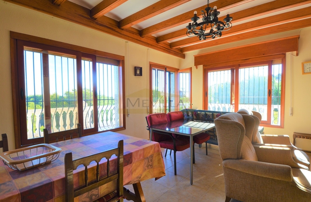 Återförsäljning -  - Campoamor