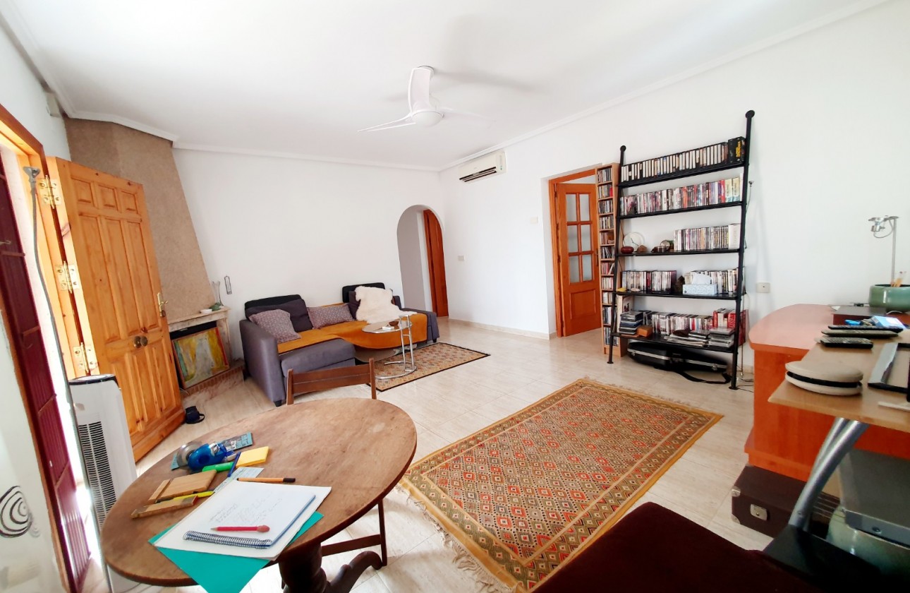 Återförsäljning - Detached house - Los Balcones - Torrevieja