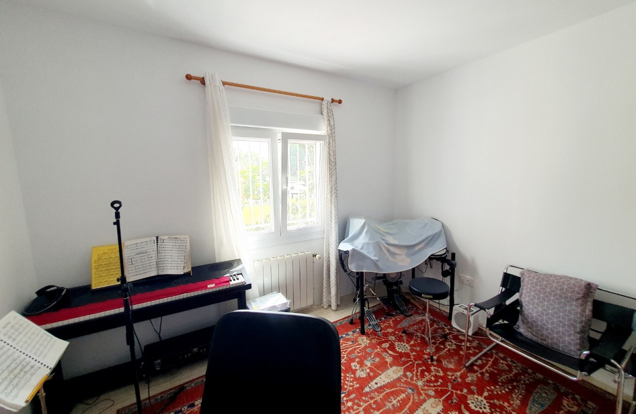 Återförsäljning - Detached house - Los Balcones - Torrevieja