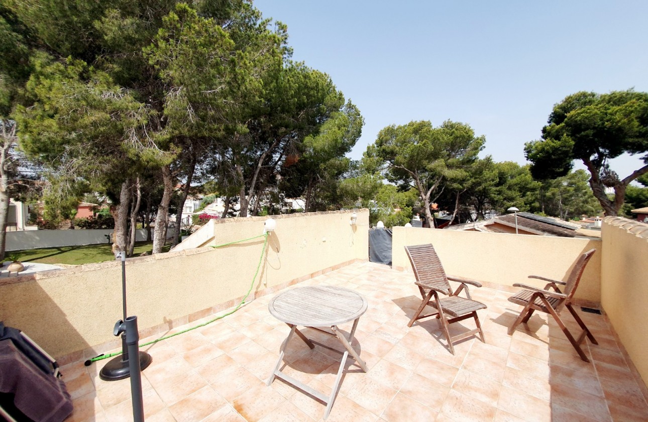 Återförsäljning - Detached house - Los Balcones - Torrevieja