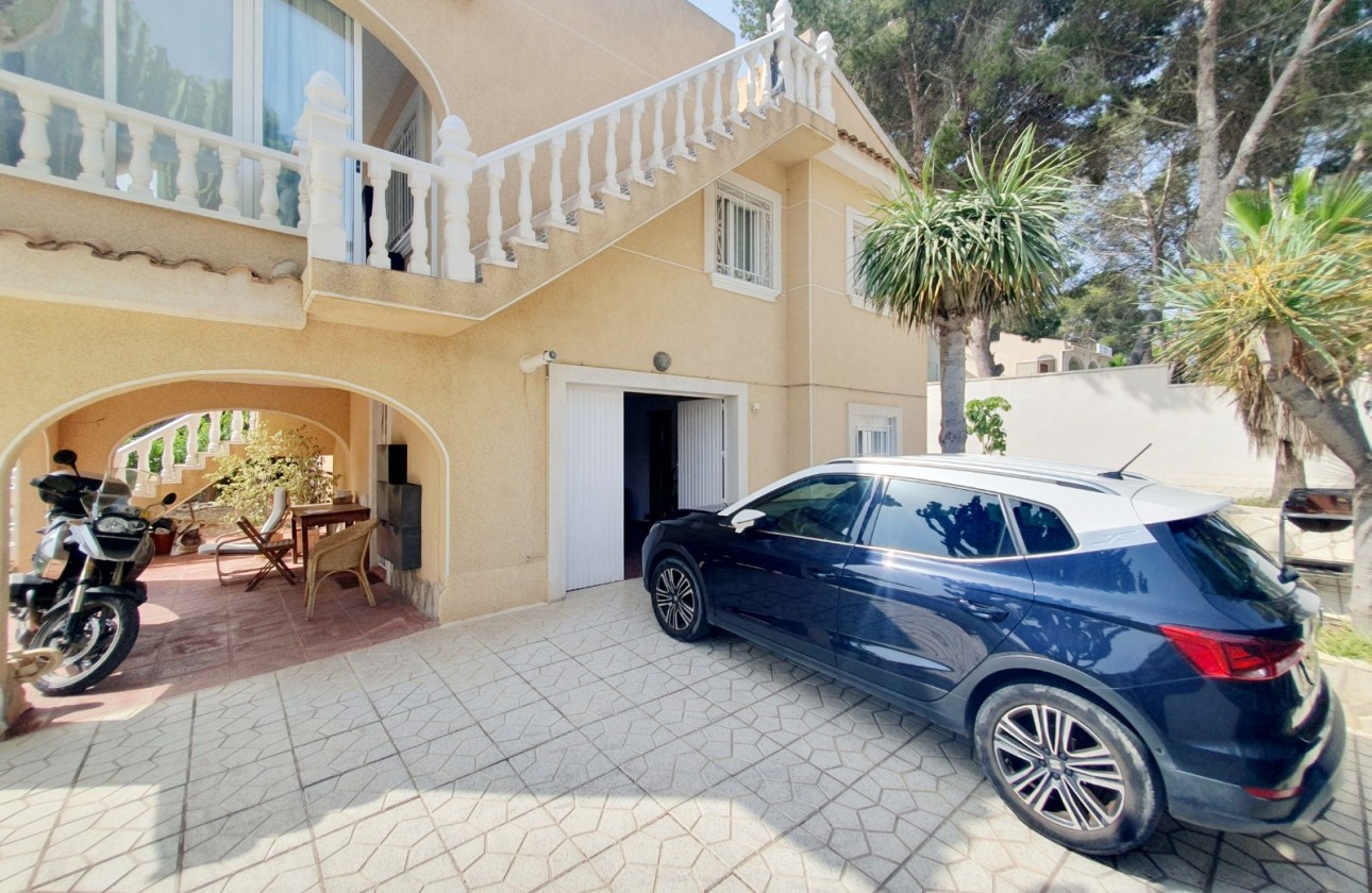 Återförsäljning - Detached house - Los Balcones - Torrevieja