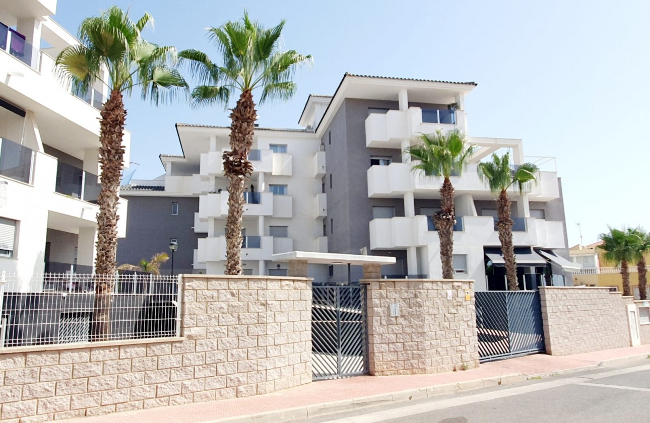 Resale - Apartment / Flat - Orihuela Costa - Villamartín-Las Filipinas