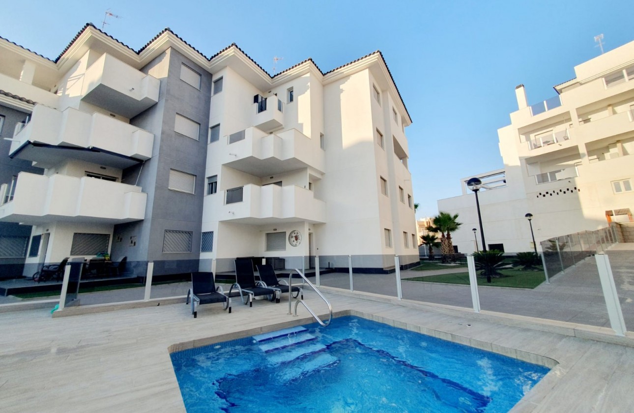 Resale - Apartment / Flat - Orihuela Costa - Villamartín-Las Filipinas