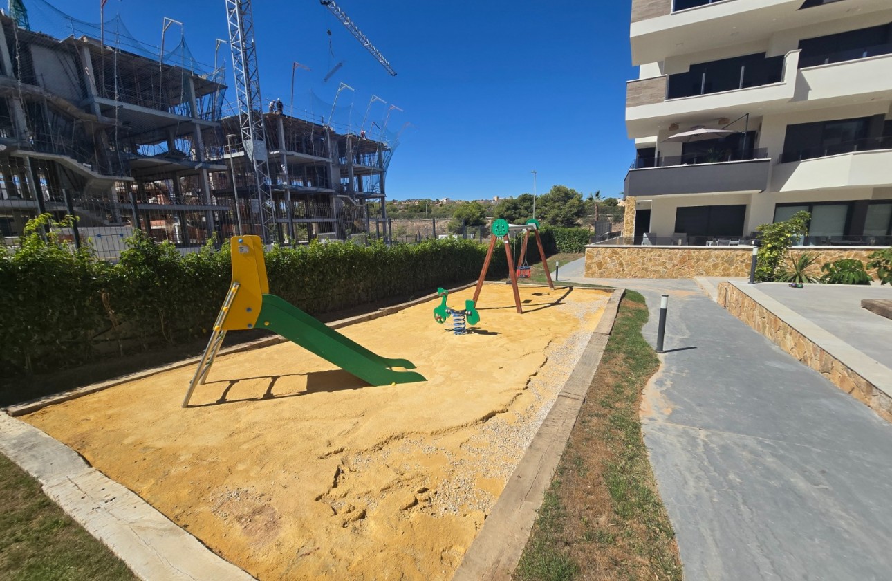 Resale - Apartment / Flat - Orihuela Costa - Los Altos