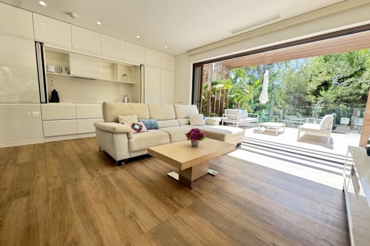 Resale - Villa - Las Colinas Golf