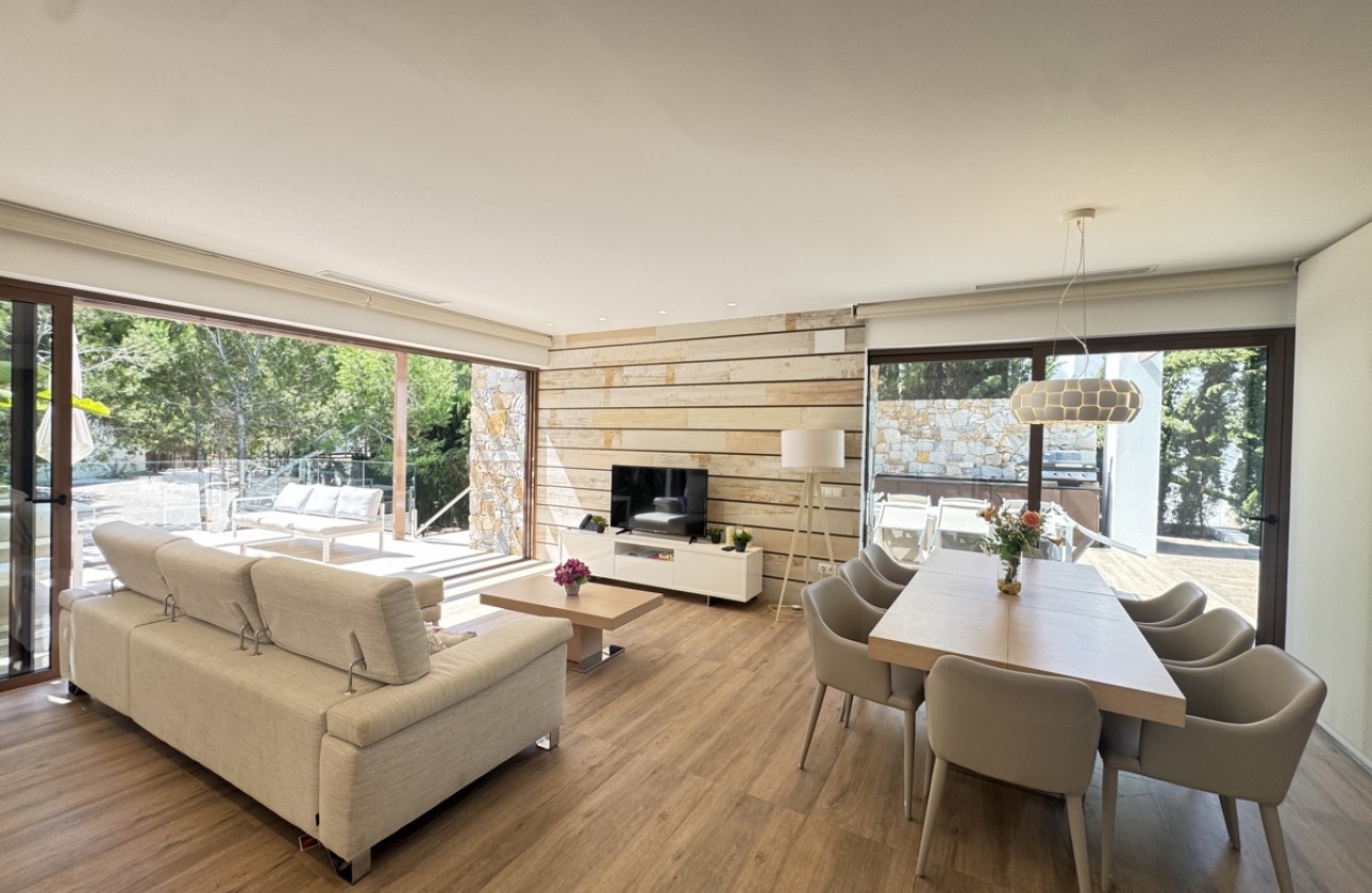 Resale - Villa - Las Colinas Golf