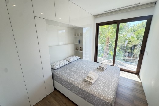 Resale - Villa - Las Colinas Golf