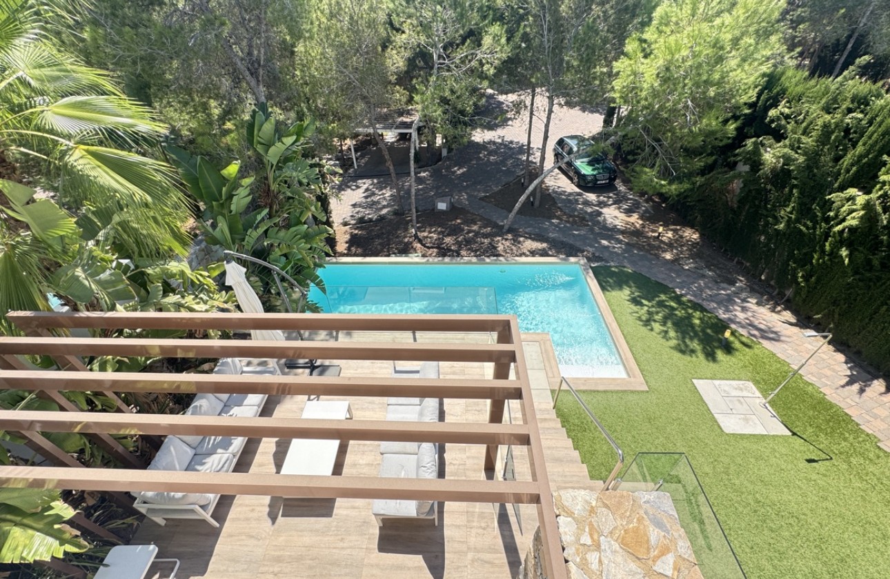 Resale - Villa - Las Colinas Golf