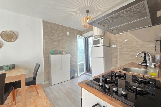 Återförsäljning - Apartment - Top Floor Apartment - Torrevieja - El limonar