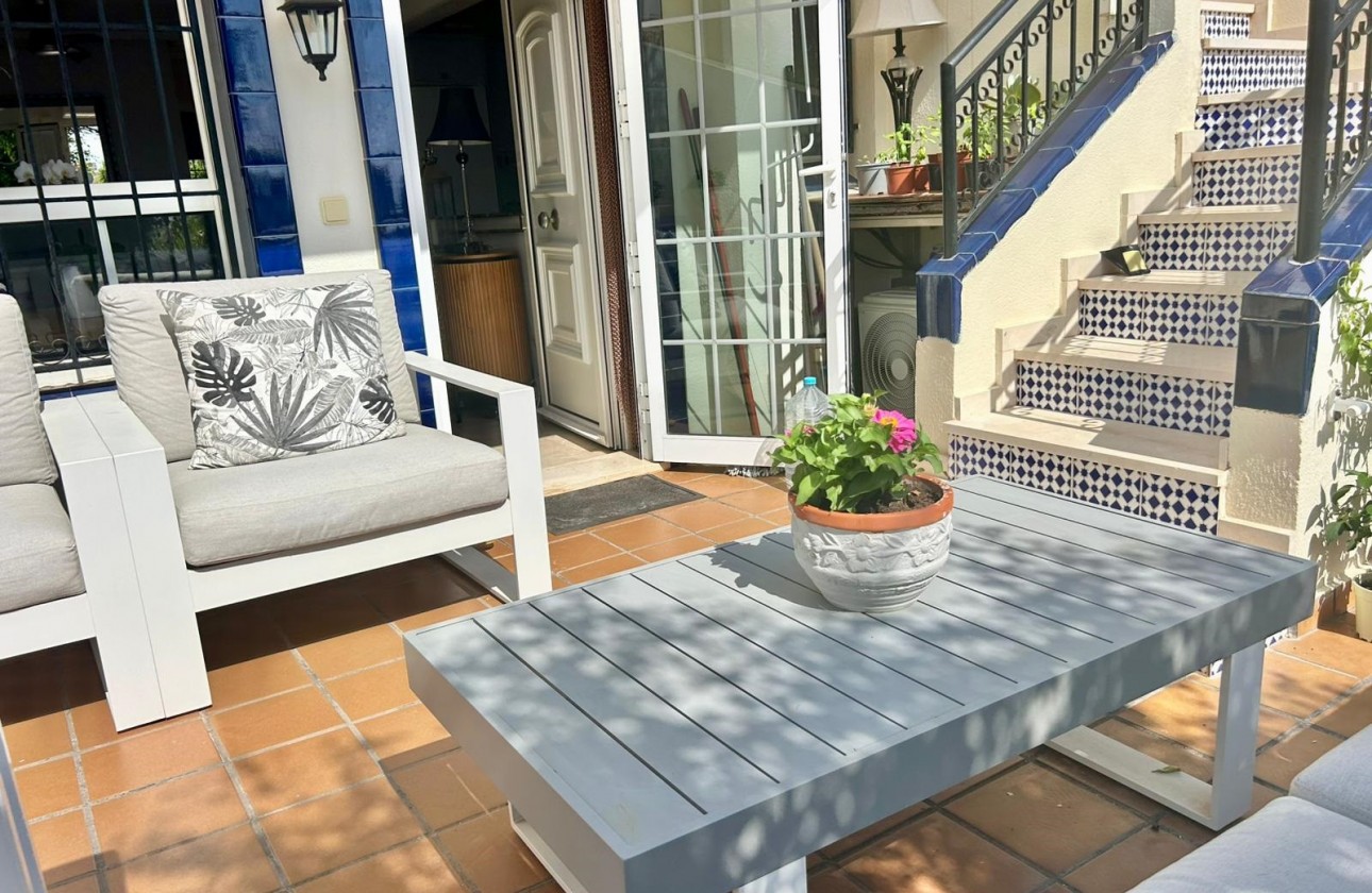 Återförsäljning - Terraced house - Orihuela Costa - Villamartin