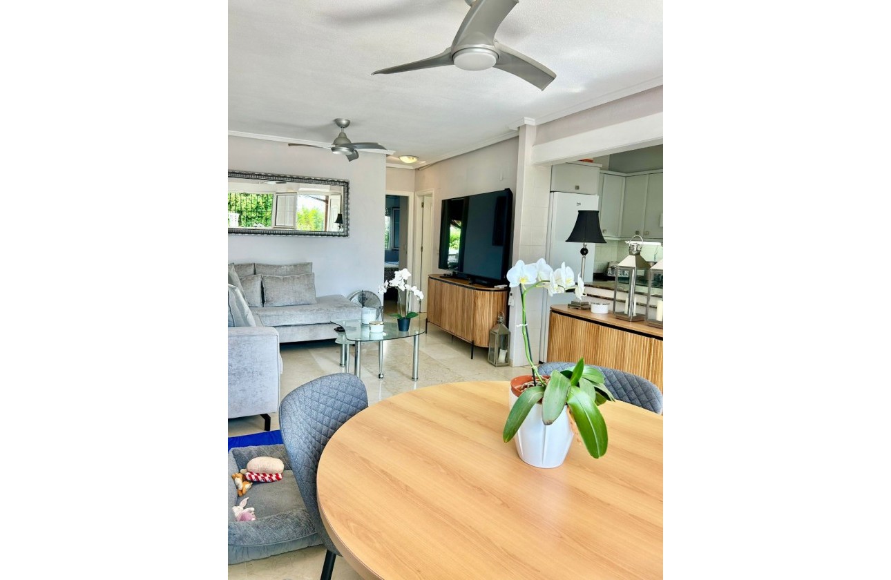 Återförsäljning - Terraced house - Orihuela Costa - Villamartin