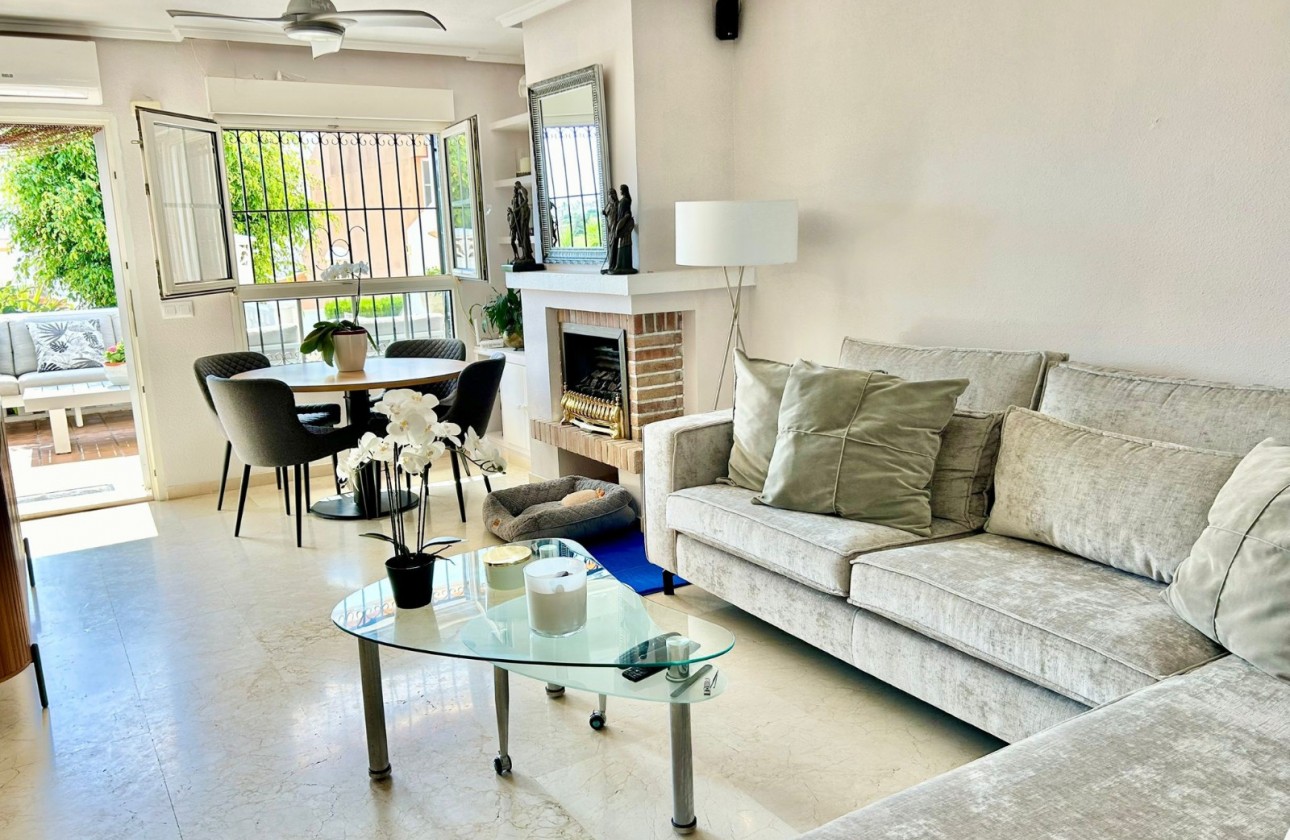 Återförsäljning - Terraced house - Orihuela Costa - Villamartin