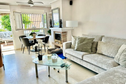 Återförsäljning - Terraced house - Orihuela Costa - Villamartin