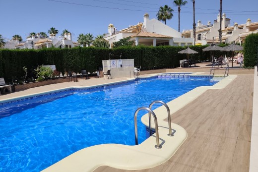 Återförsäljning - Terraced house - Orihuela Costa - Villamartin