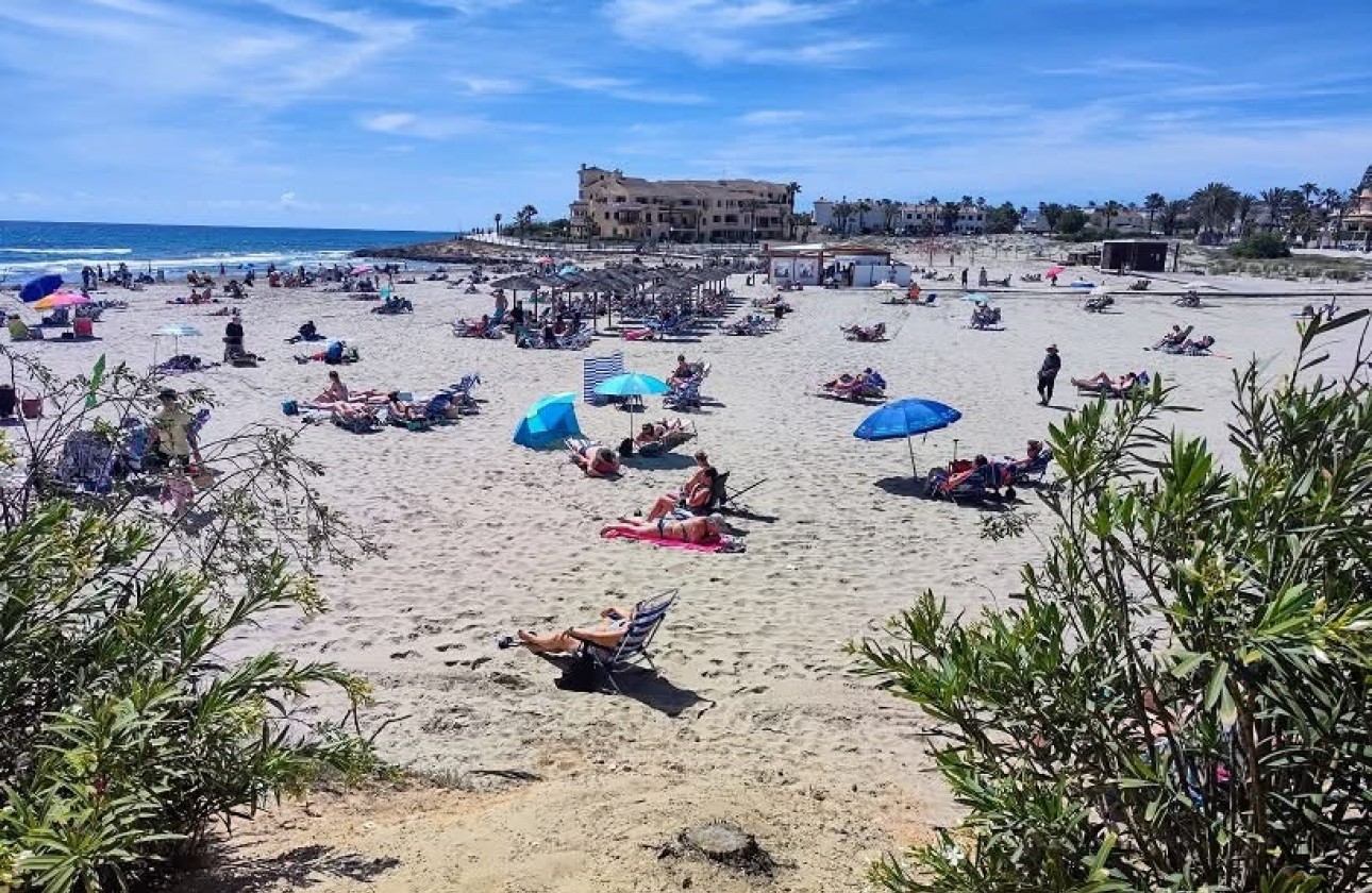 Återförsäljning - Terraced house - Orihuela Costa - Villamartin