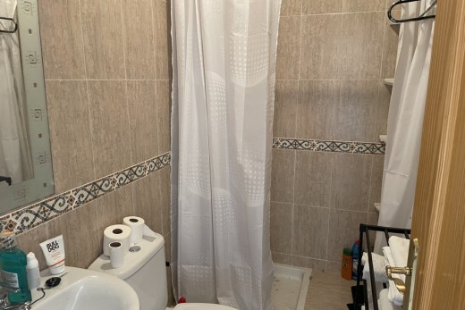 Resale - Townhouse - Daya Nueva