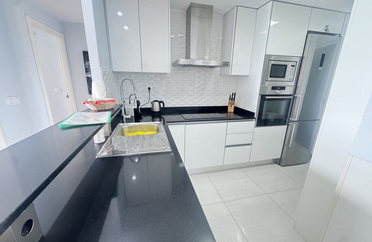 Återförsäljning -  - Punta Prima