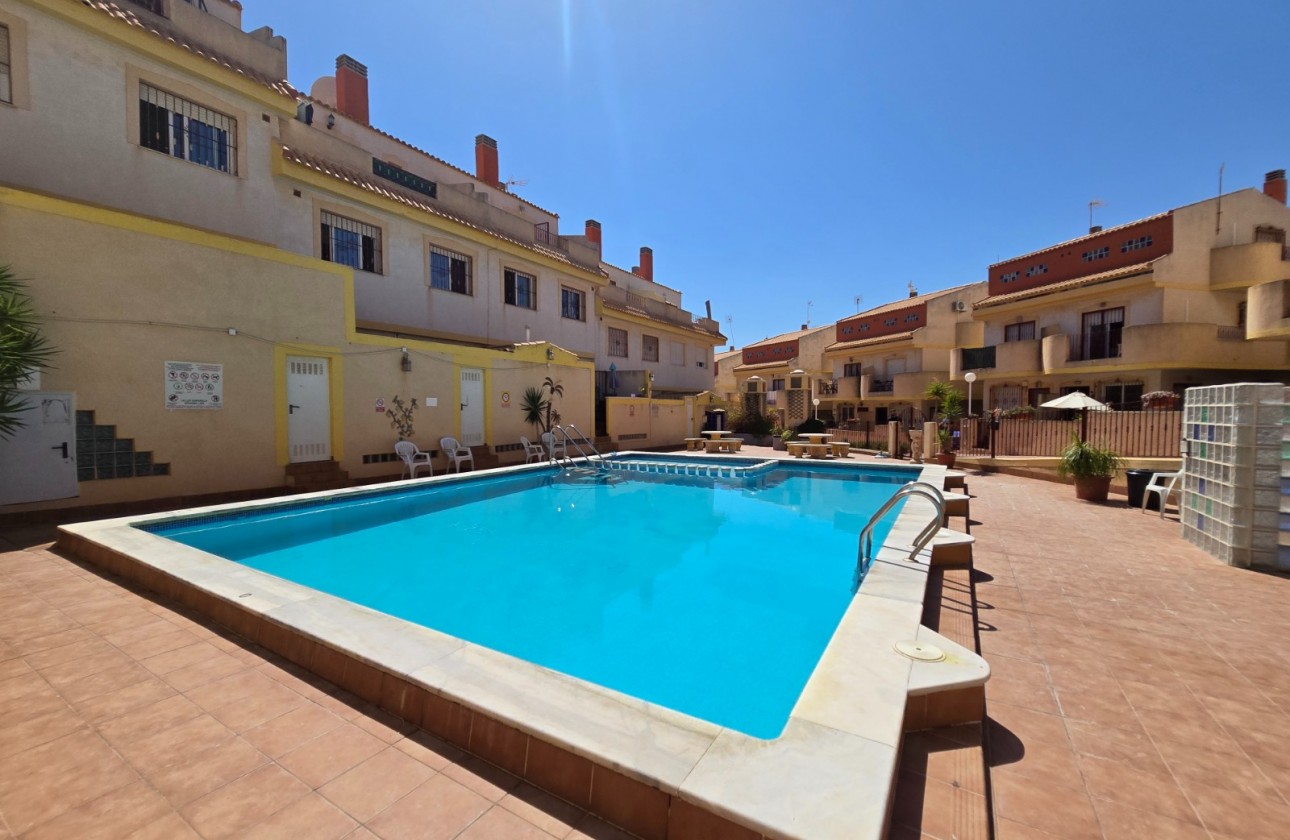 Återförsäljning - Apartment / Flat - Orihuela Costa - La Zenia