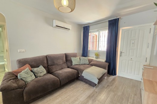 Återförsäljning - Apartment / Flat - Orihuela Costa - La Zenia