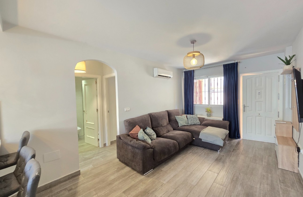 Återförsäljning - Apartment / Flat - Orihuela Costa - La Zenia