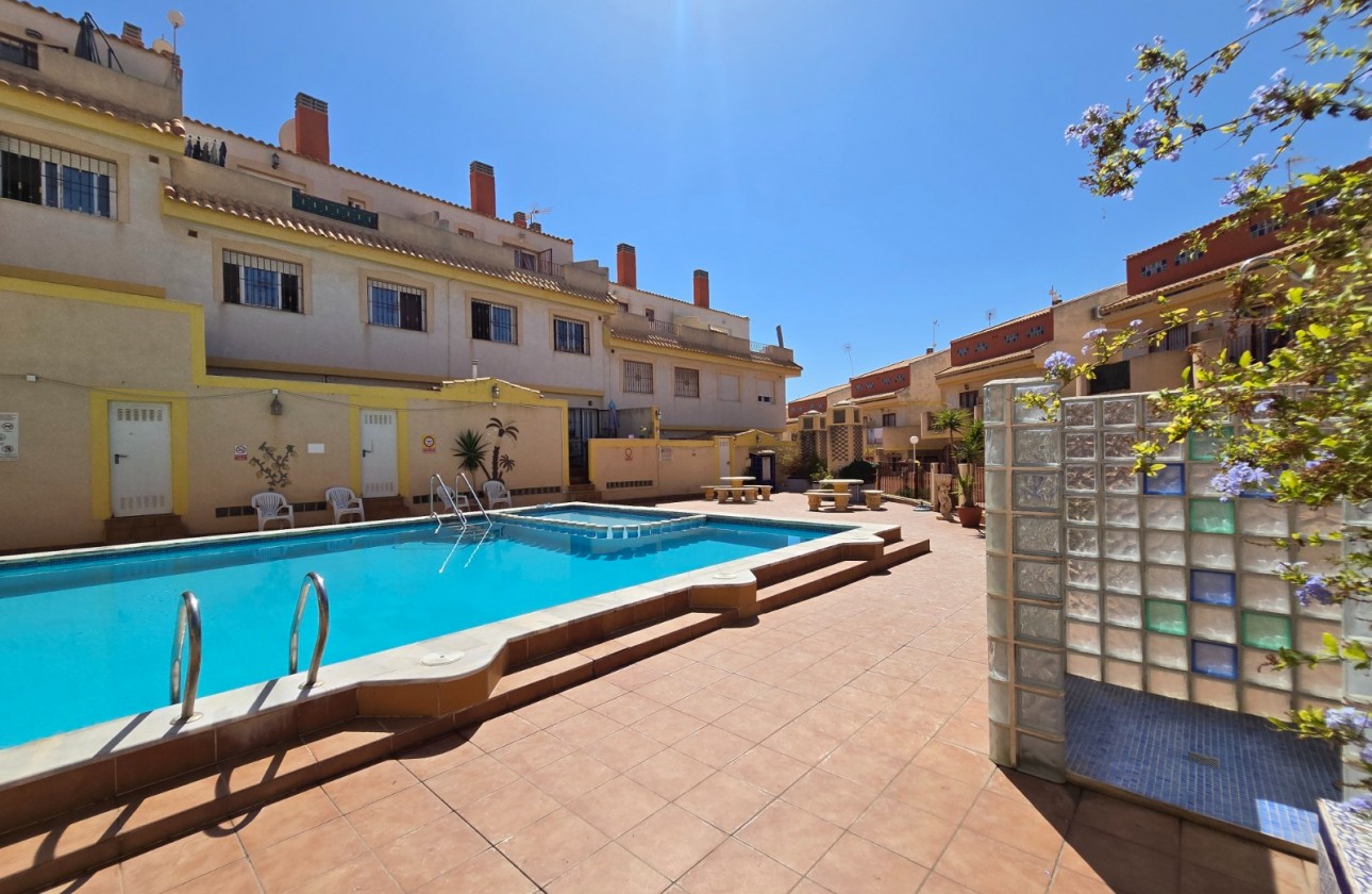 Återförsäljning - Apartment / Flat - Orihuela Costa - La Zenia
