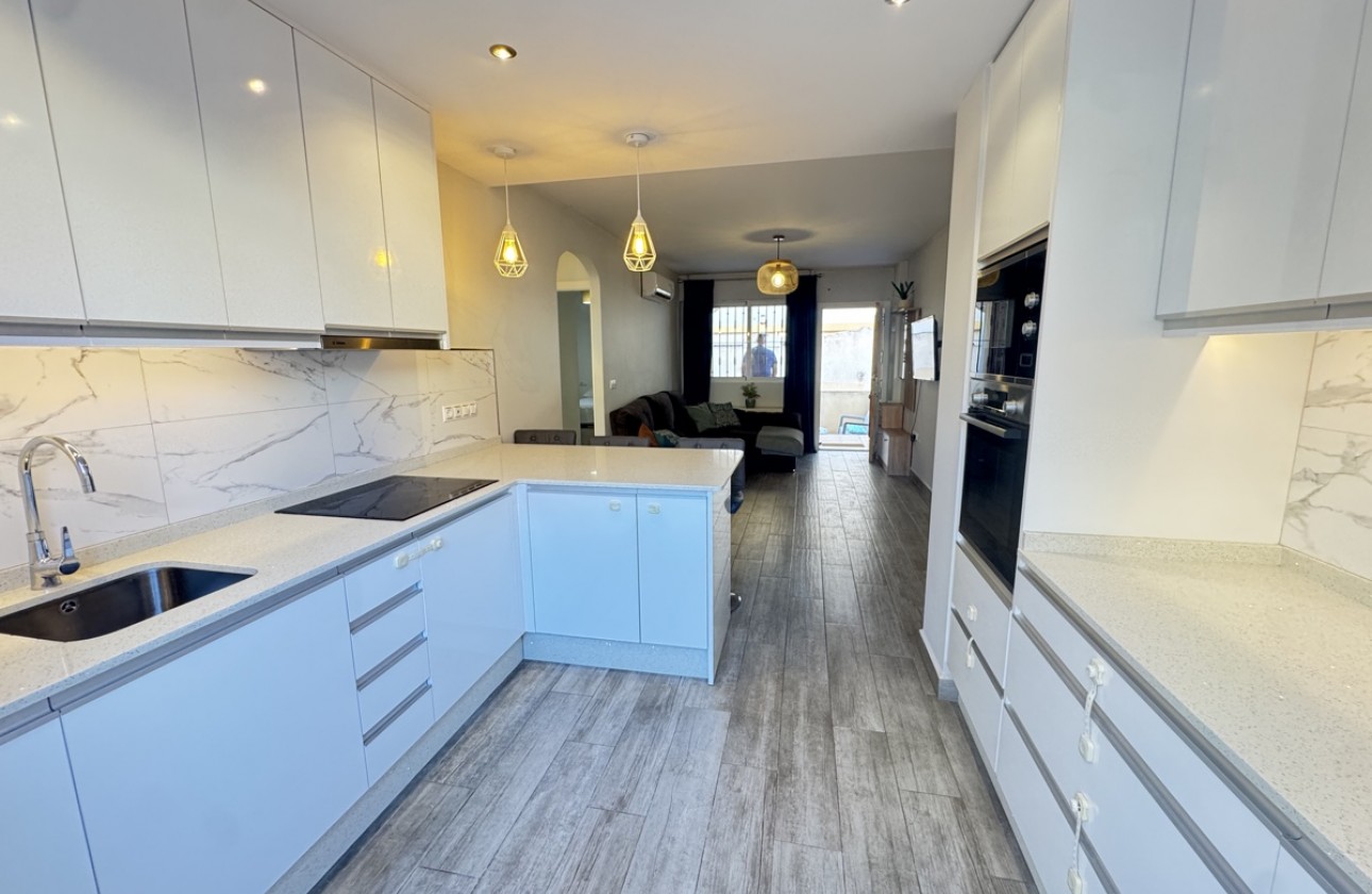 Återförsäljning -  - La Zenia