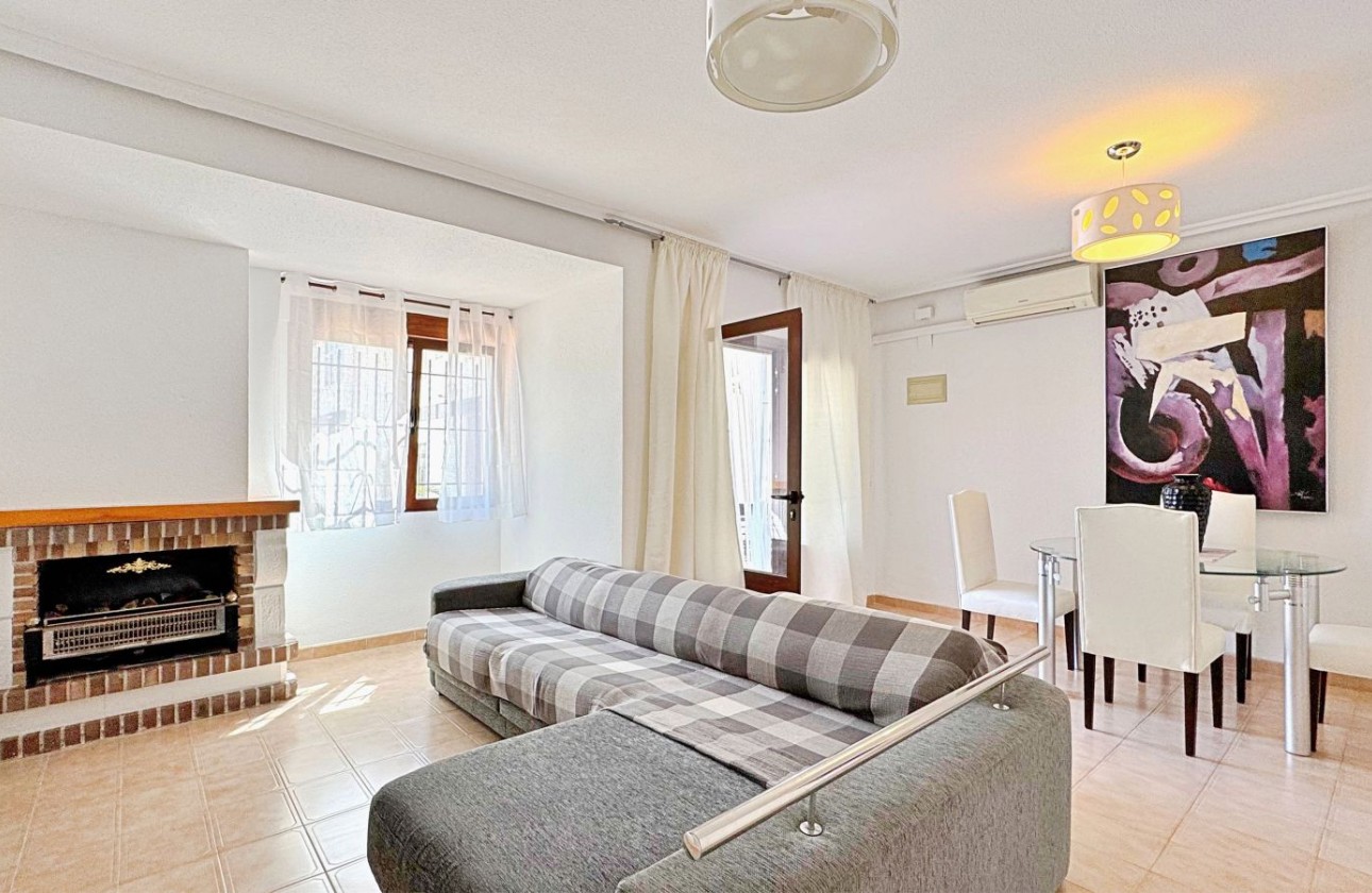Resale - Apartment - Torrevieja - Rocio del Mar