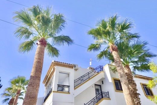 Reventa - Apartment - Top Floor Apartment - Villamartin