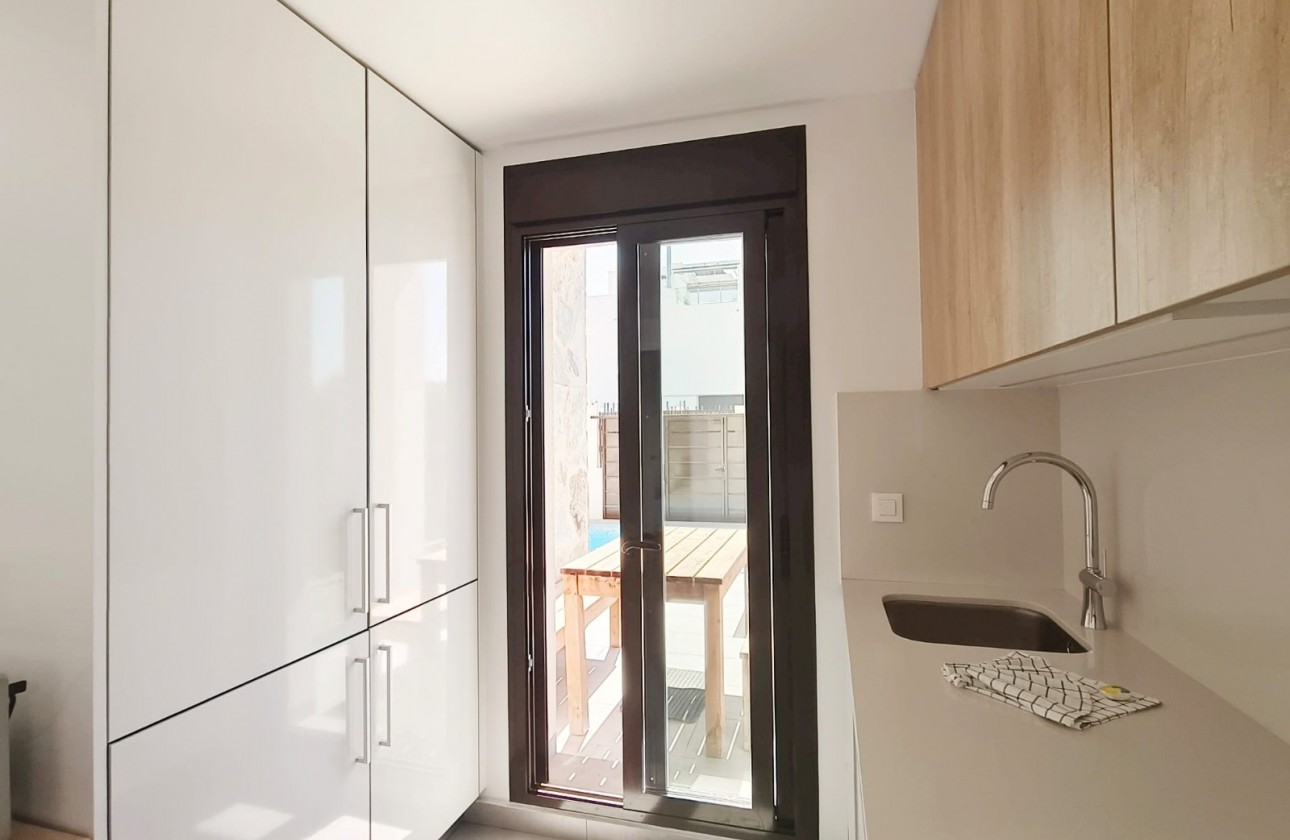 Resale - Detached house - Orihuela Costa - Villamartin