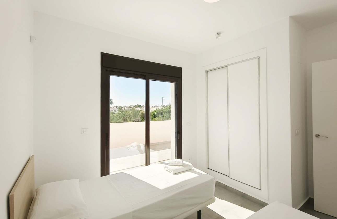 Resale - Detached house - Orihuela Costa - Villamartin