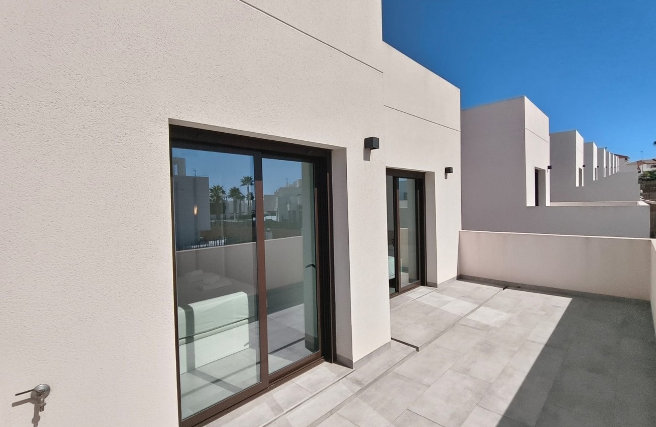 Resale - Detached house - Orihuela Costa - Villamartin