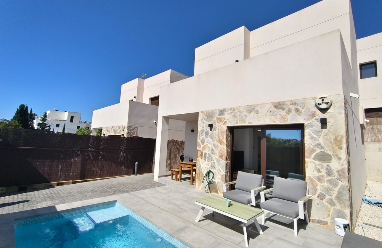 Resale - Detached house - Orihuela Costa - Villamartin