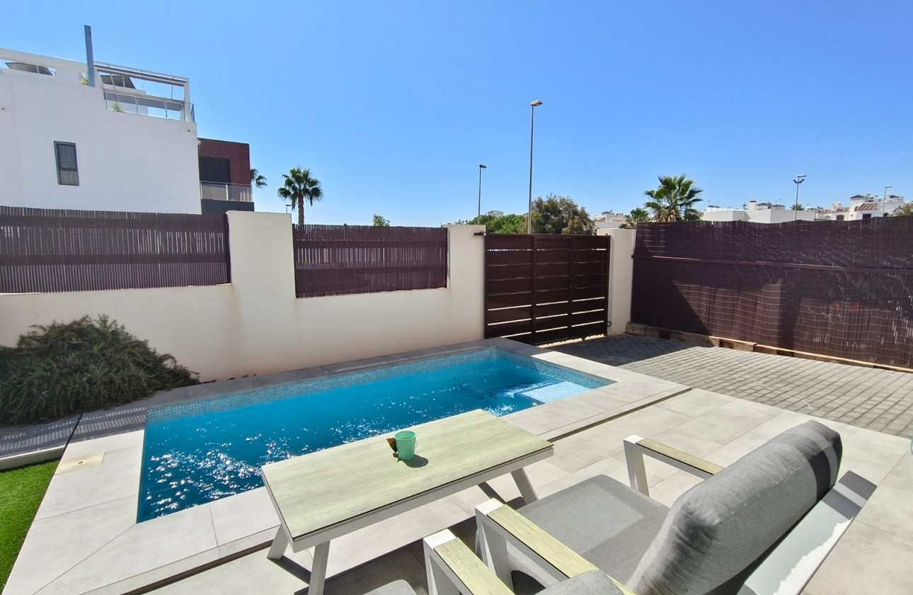 Resale - Detached house - Orihuela Costa - Villamartin