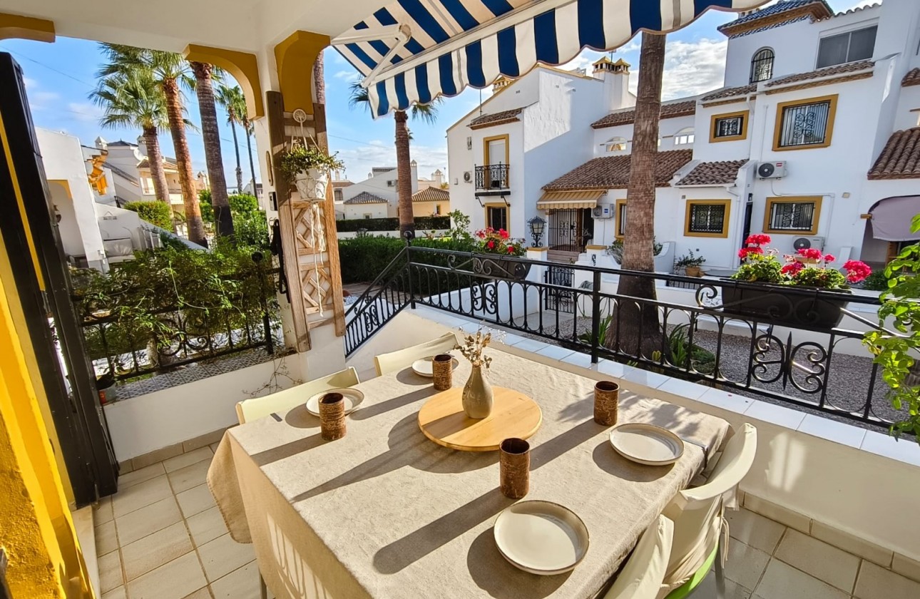 Resale - Townhouse - Orihuela Costa - Villamartin