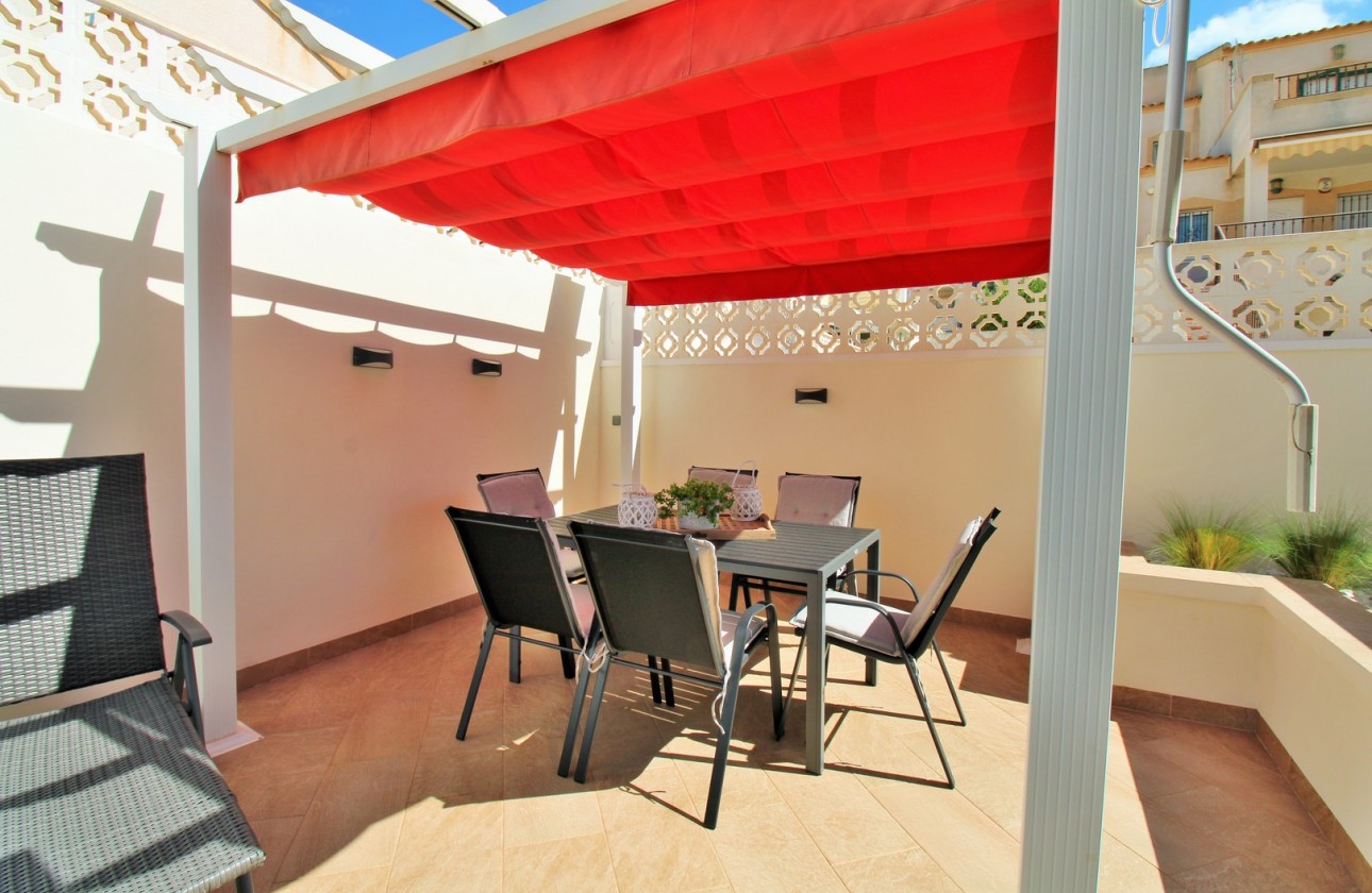 Resale - Villa - Villamartin