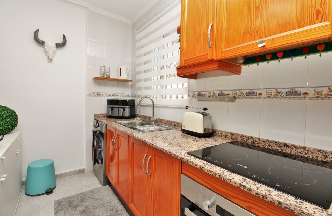 Resale - Villa - Villamartin