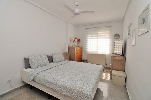 Resale - Villa - Villamartin