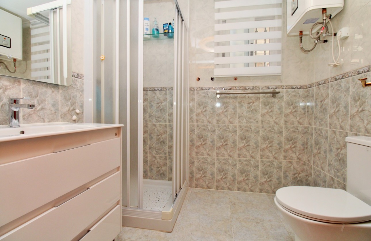 Resale - Villa - Villamartin