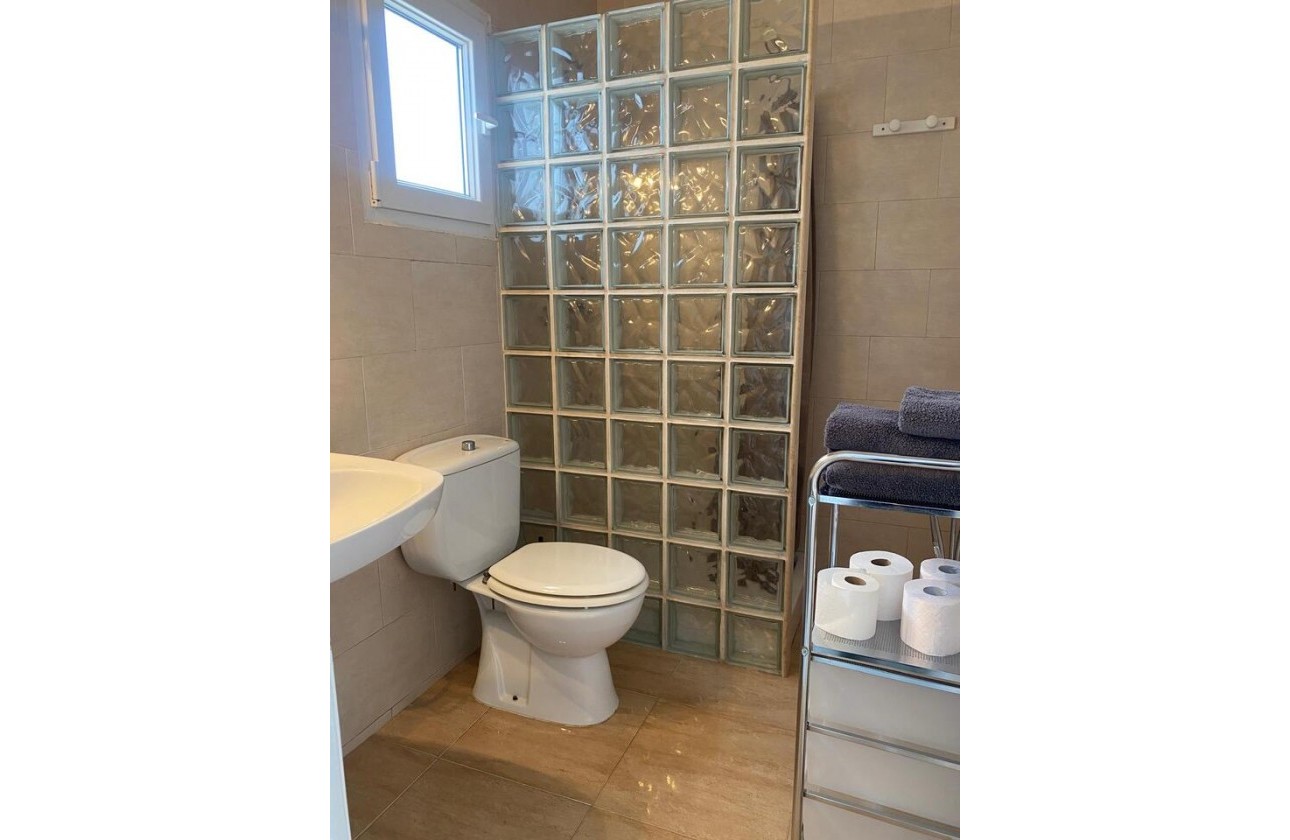 Resale - Apartment - Villamartin