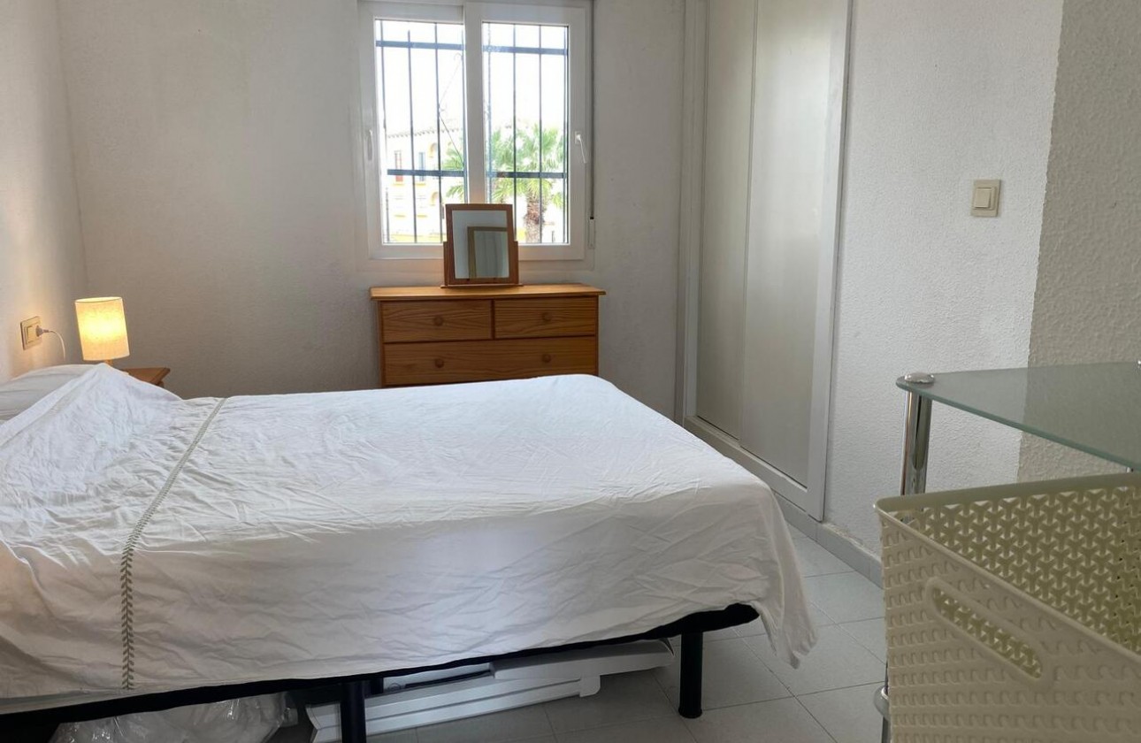 Resale - Apartment - Villamartin